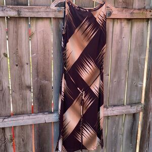 Niche Brown patterned dress sz. S